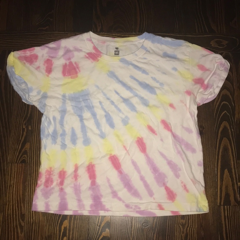 Soft tie-dye t-shirt